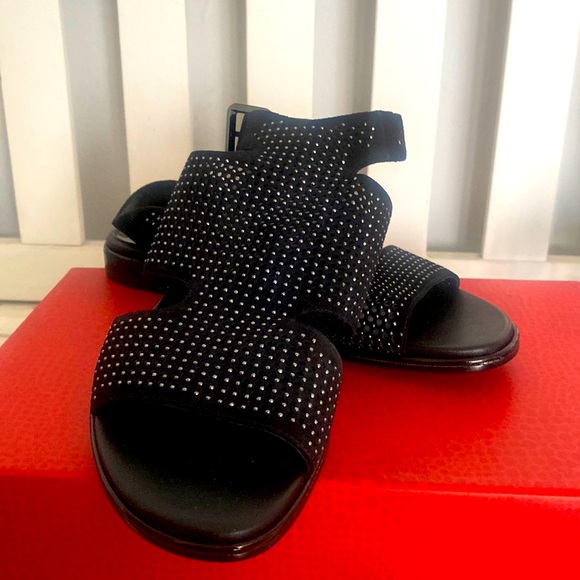 Brand new Donal J Pliner - Picture 1 of 4